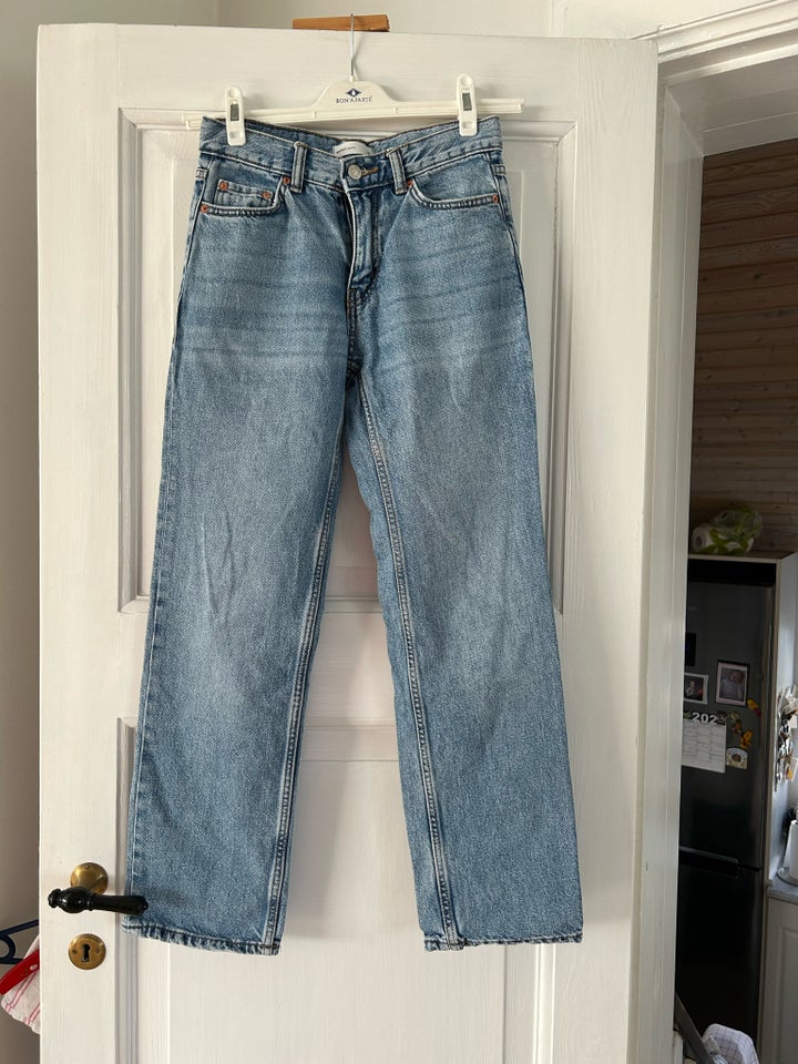 Jeans, Gina Tricot, str. 32