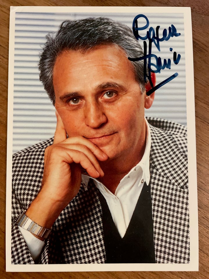 Autografer, Roger Hanin