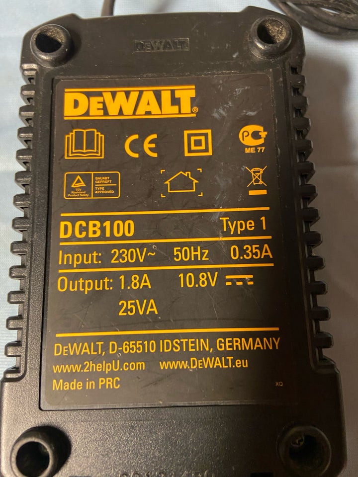 Lader DeWalt