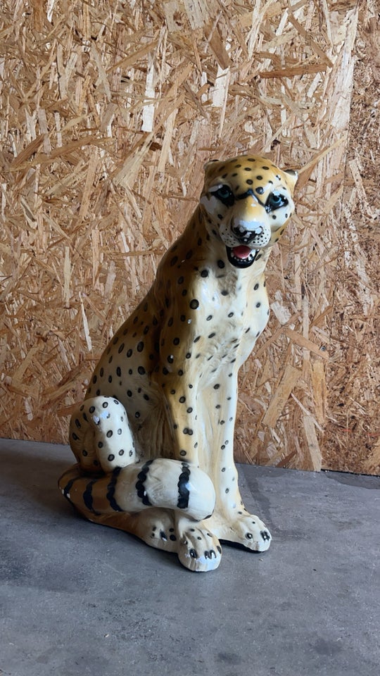 Leopard figur