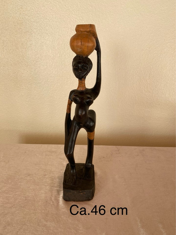 Afrikansk kvindefigur Håndlavet