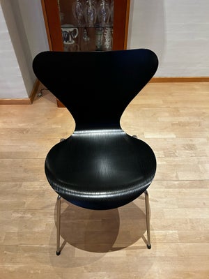 Arne Jacobsen stol 3107