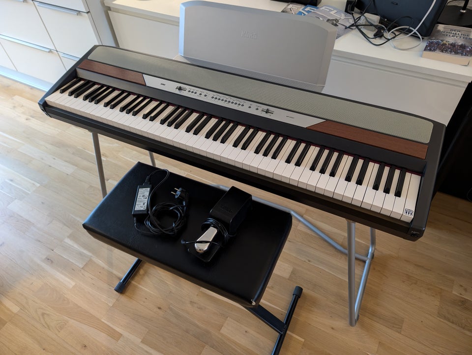 Digitalpiano, KORG SP-250