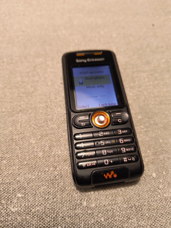 Sony Ericsson W200i