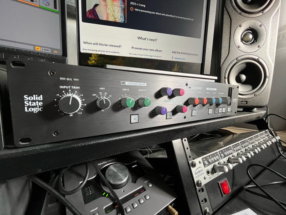 Ssl fusion master bus, Solid State