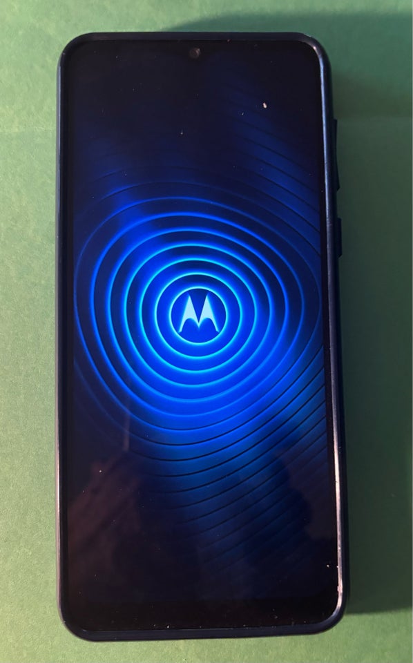 Motorola e13, 2x64 , Perfekt