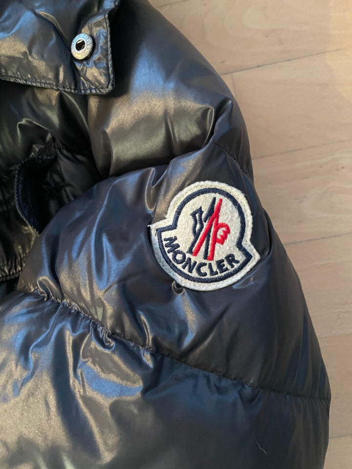 Dynejakke, str. M, Moncler