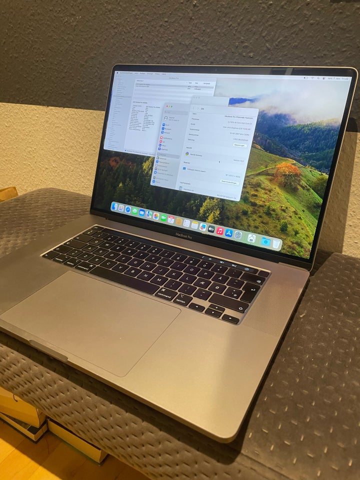 MacBook Pro, 16" 2,3 ghz 8-core i9 /