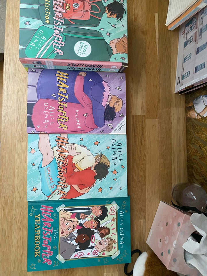 Heartstopper 1-5 + Year book, Alice