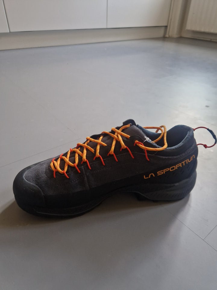 Fritidssko La Sportiva str 43