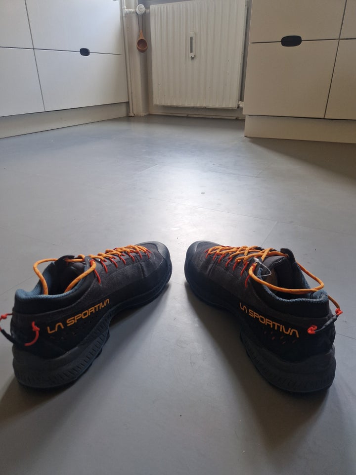 Fritidssko La Sportiva str 43