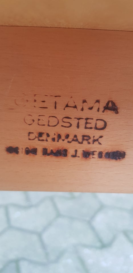 Hans J. Wegner, bord, Getama