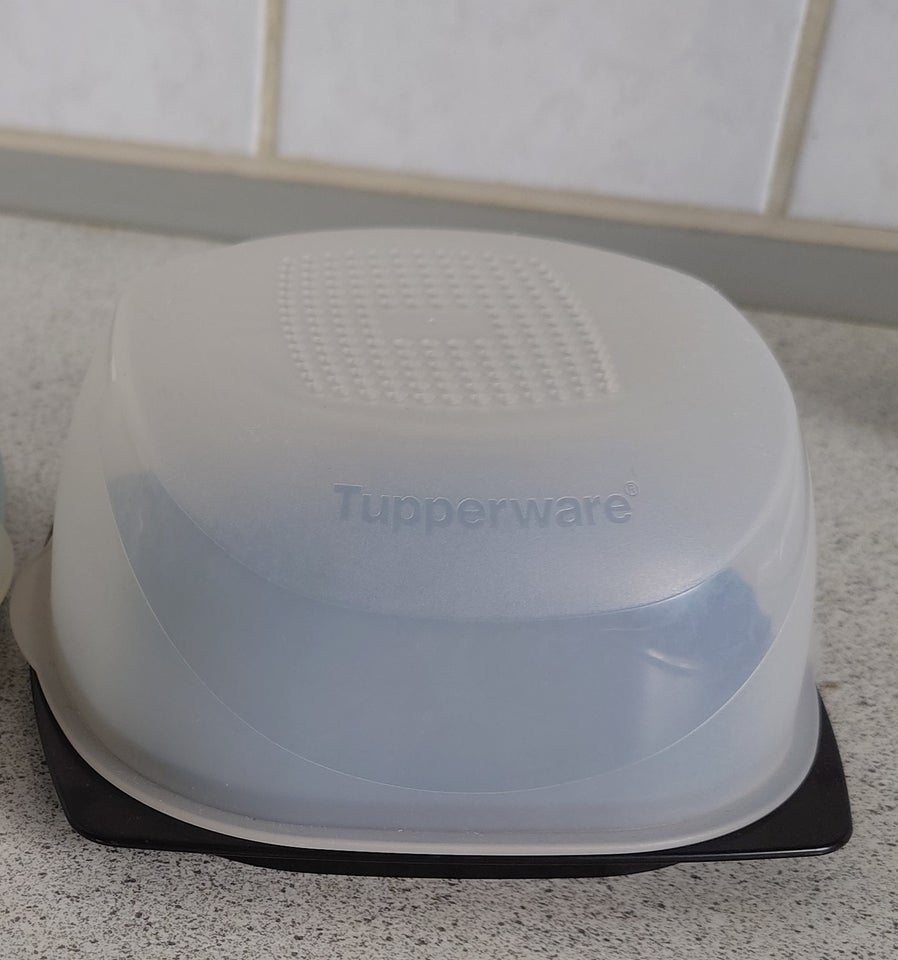 Tupperware osteklokke,