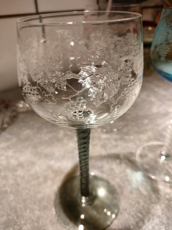 Glas 7 vinglas sjældne?