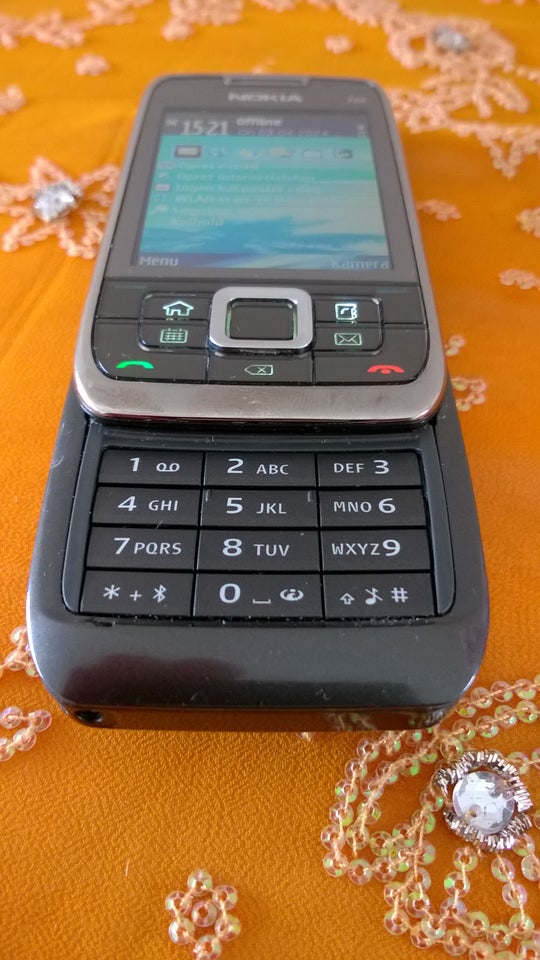 Nokia E66 meget lidt brugt – som ny -