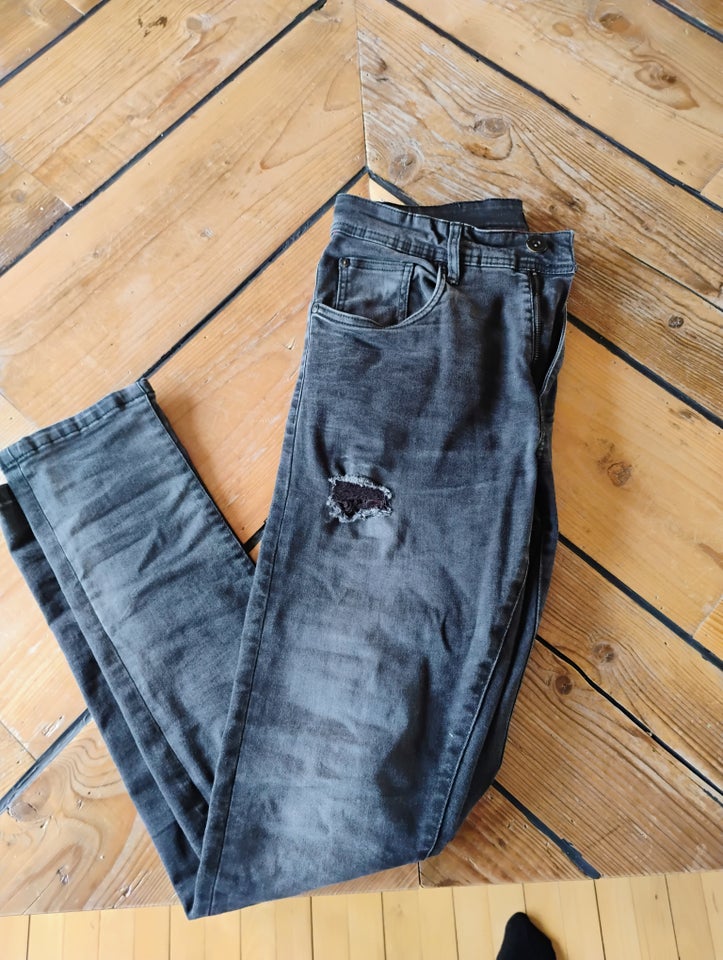 Jeans, Tuffskvll, str. 32