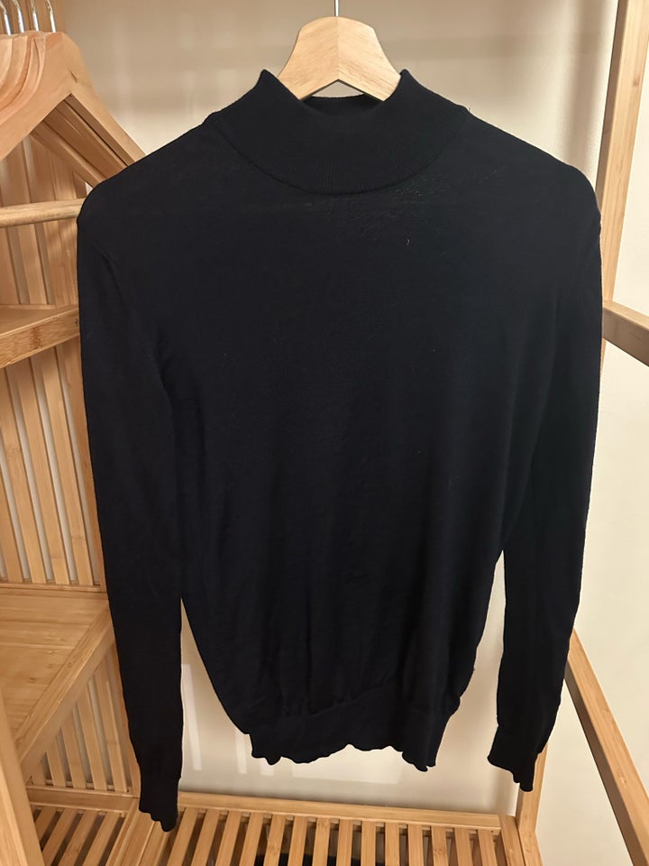 Sweater, Hanstholm og Magasin,