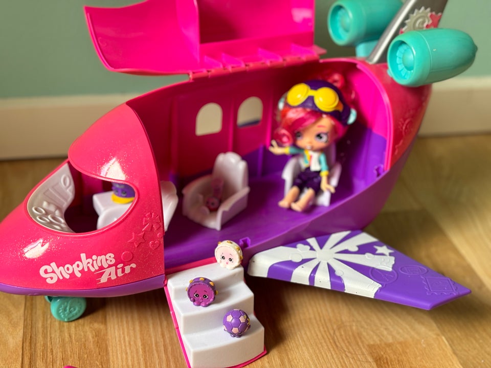 Andet Shopkins flyver