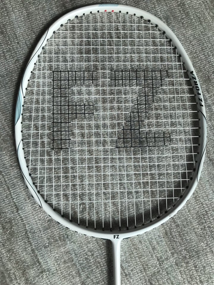 Badmintonketsjer FZ Forza Nano