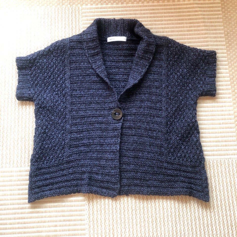 Cardigan, Skovhuus 149 kr, str. 42