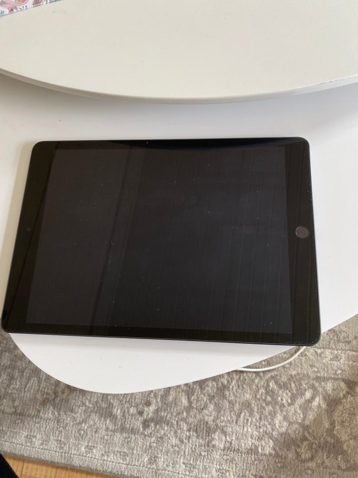 iPad, 64 GB, sort