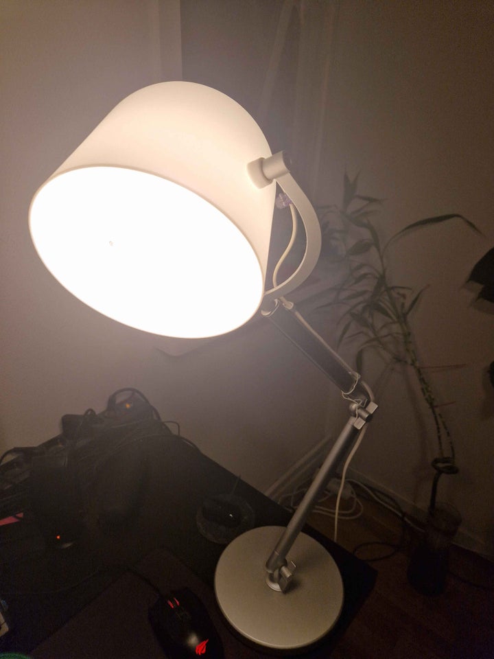 Skrivebordslampe, IKEA