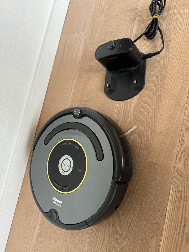 Robotstøvsuger iRobot 651