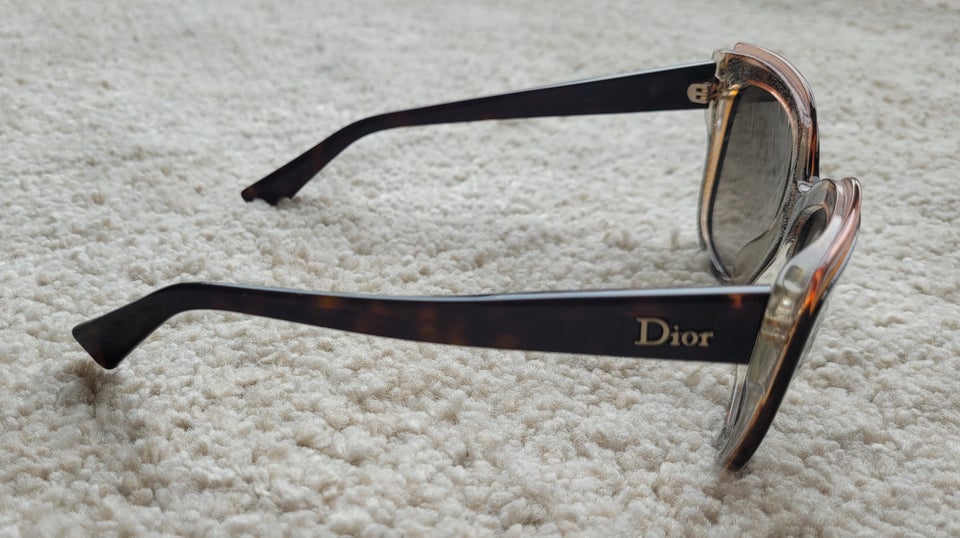 Solbriller dame, Dior