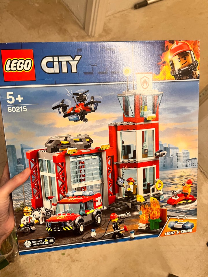 Lego City 60215