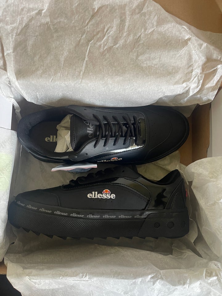 Sneakers, str. 39,5, Ellesse