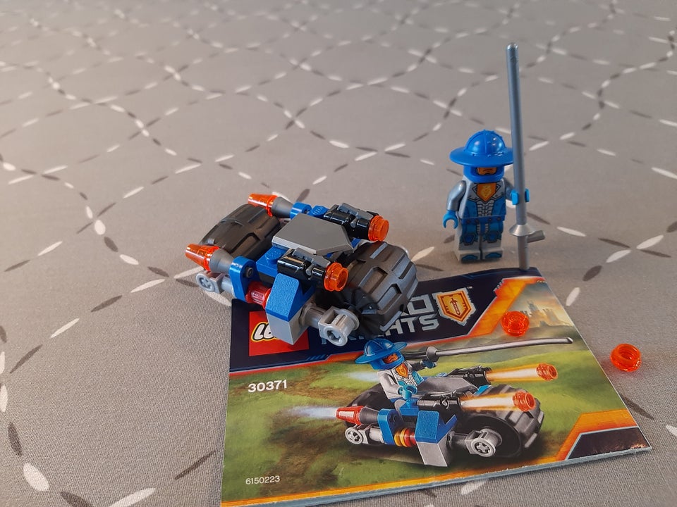 Lego Nexo Knights 30371 30376