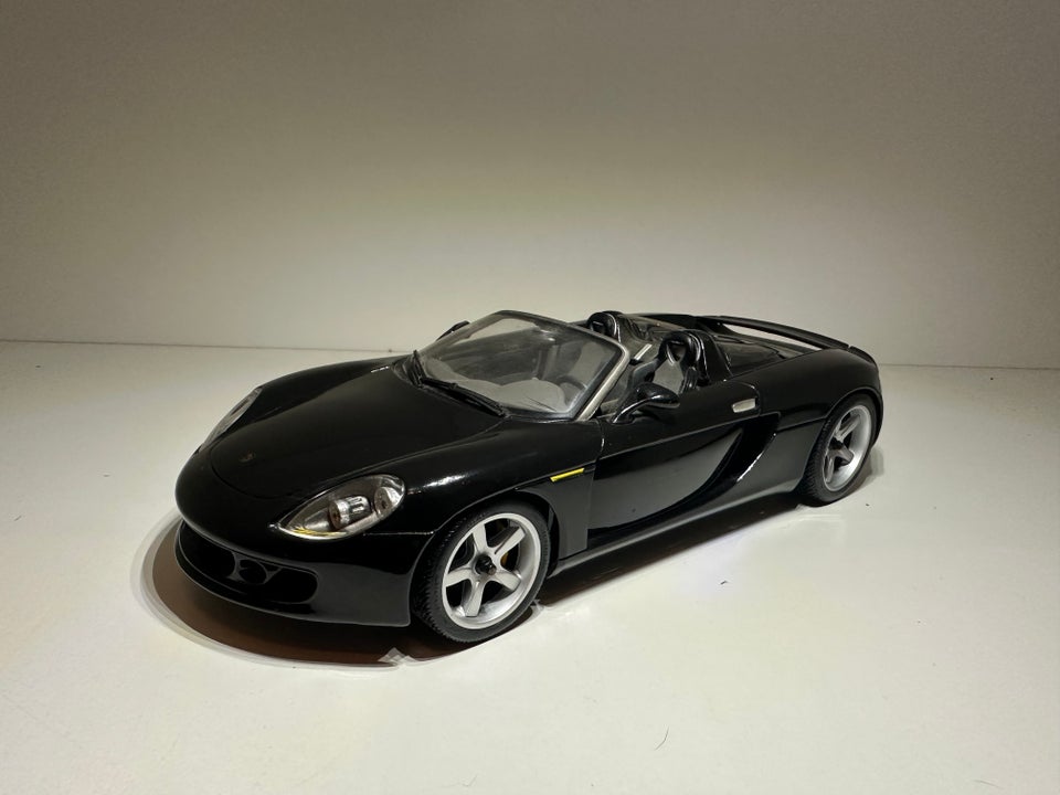 Modelbil, Maisto Porsche carrera