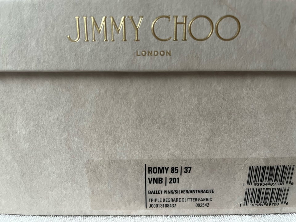 Stiletter, str. 37, Jimmy choo