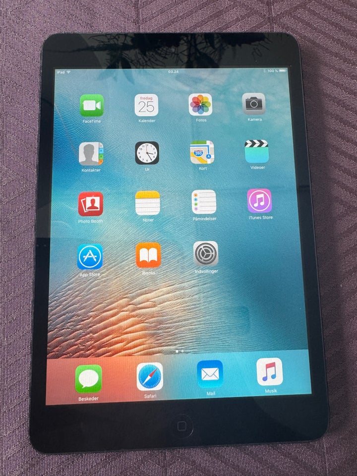 iPad mini, 32 GB, sort