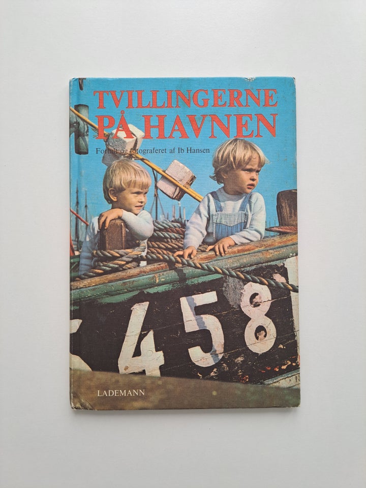 Tvillingerne på havnen, Lademann