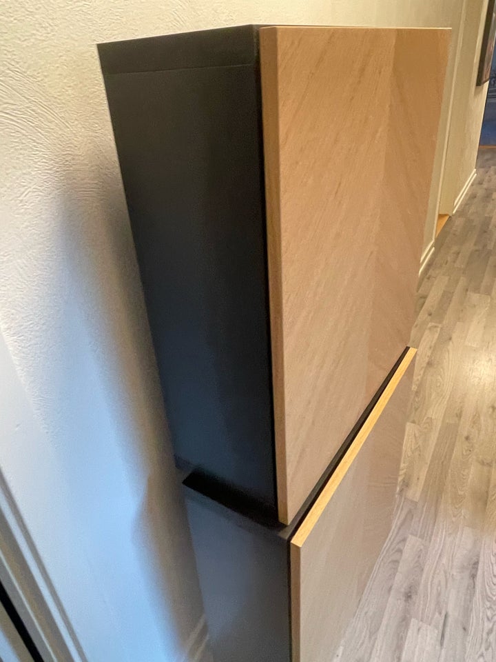 2 stk Bestå (Ikea) vægskabe med