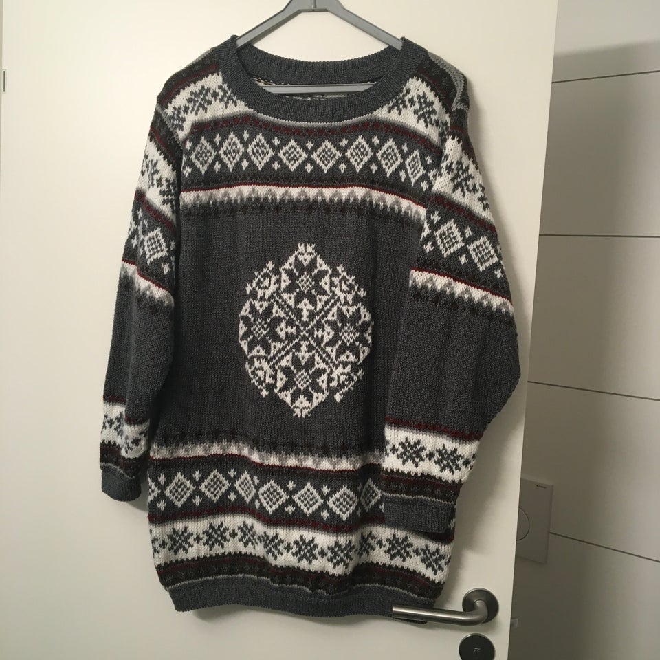 Sweater, Eget strik, str. 42