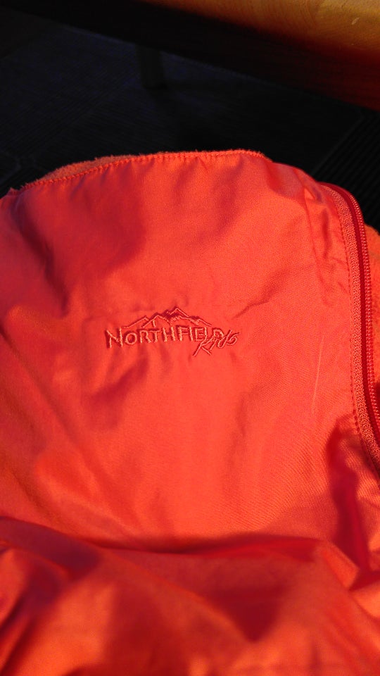 Anorak, Orange anorak, NorthField