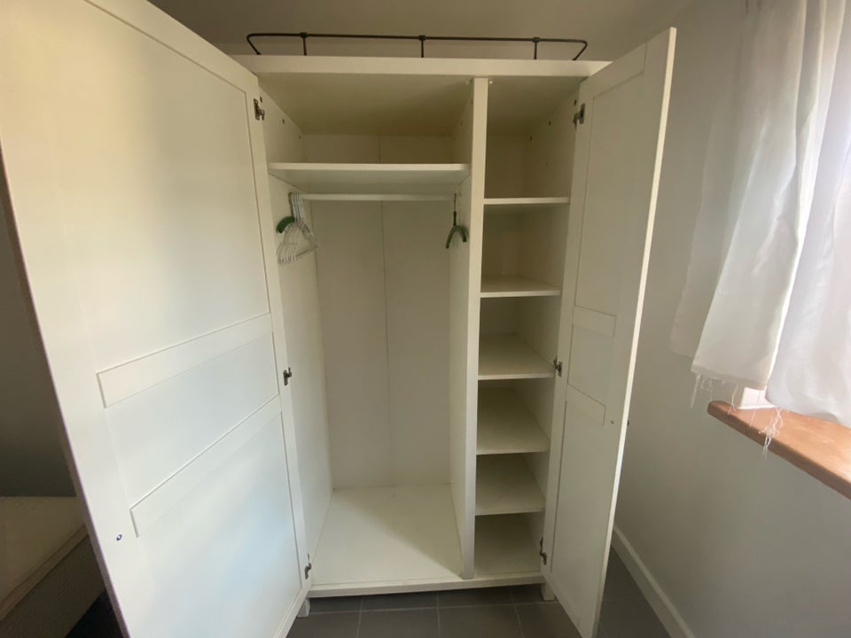 Klædeskab Ikea Hemnes b: 102 d: 55