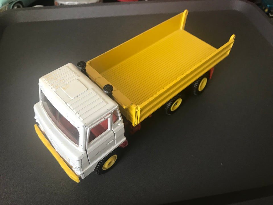 Modellastbil Dinky Foden