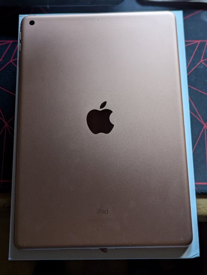 iPad 8, 128 GB, Perfekt