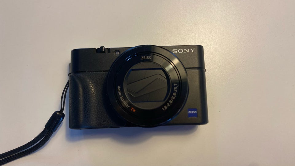 Sony, RX100III Cyber-shot, God