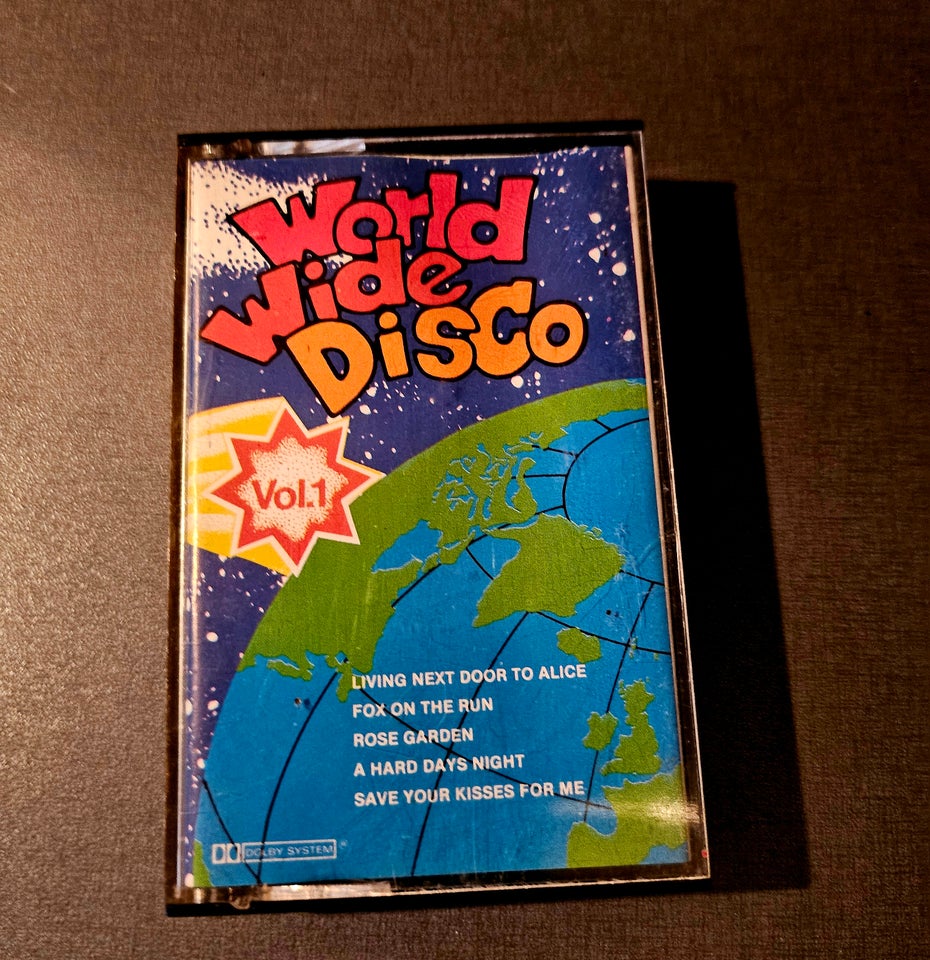 Bånd World wide disco Living next