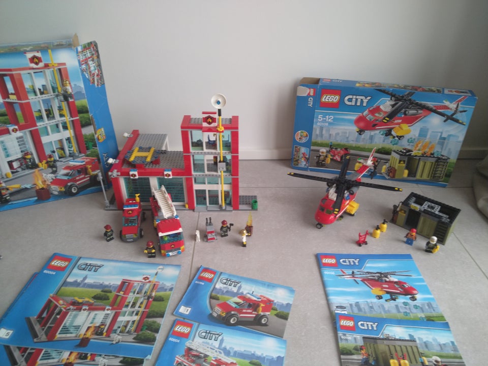 Lego City 60004  60108 City