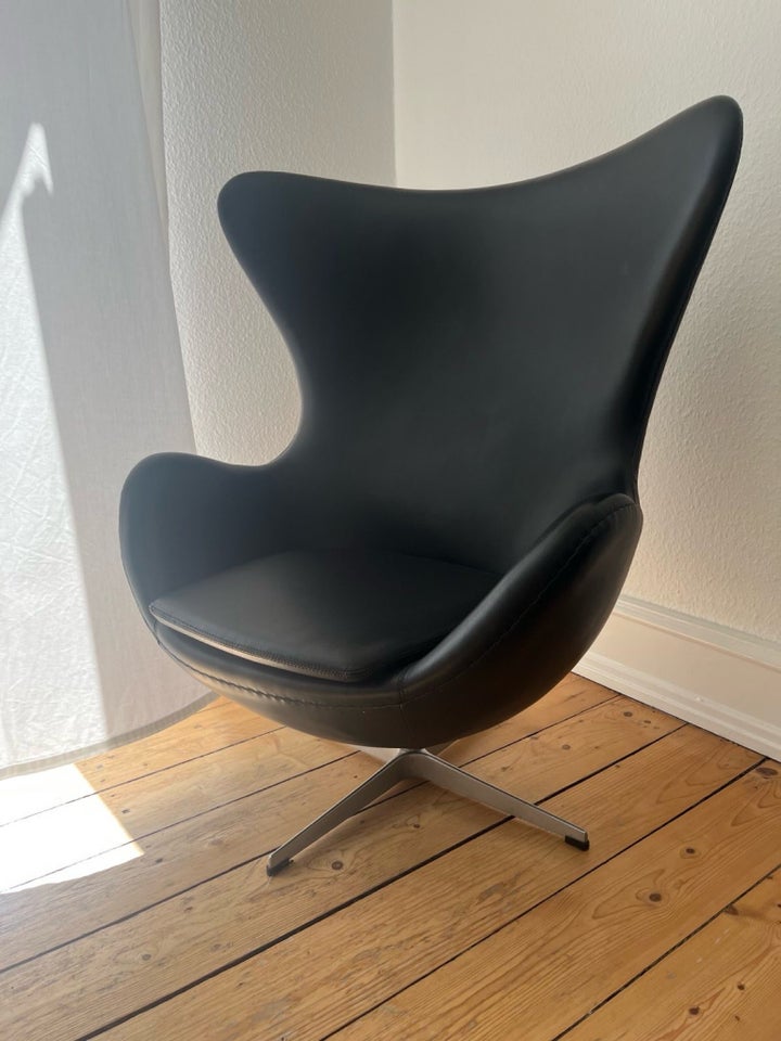 Arne Jacobsen stol 3316 Ægget