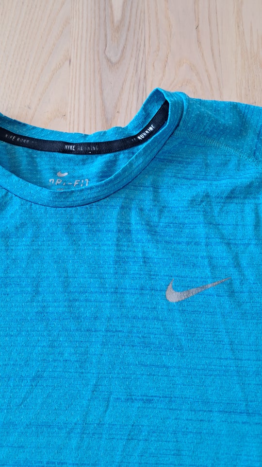 Løbetøj T-shirt Nike