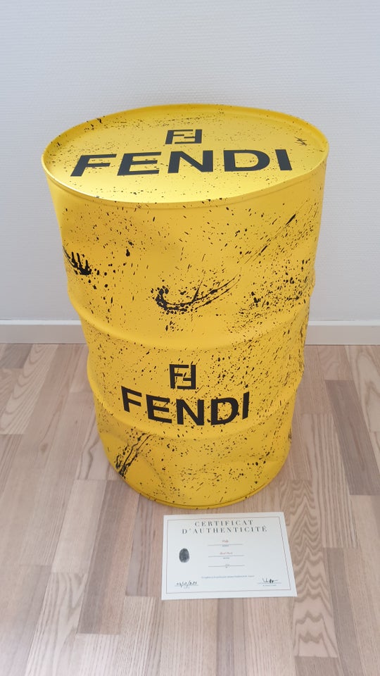 POP ART - FENDI BARIL WALLY