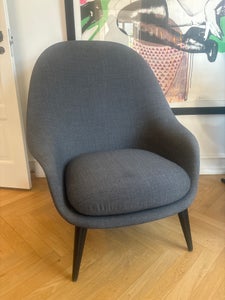 GUBI Bat Lounge Chair med høj ryg