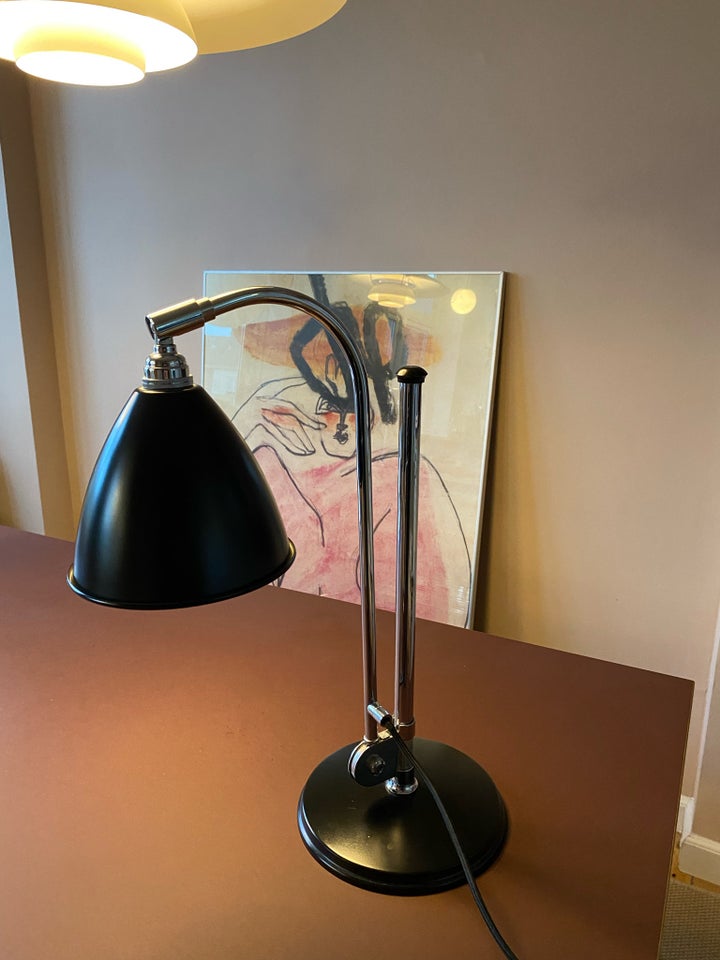 Arkitektlampe, GUBI Bestlite