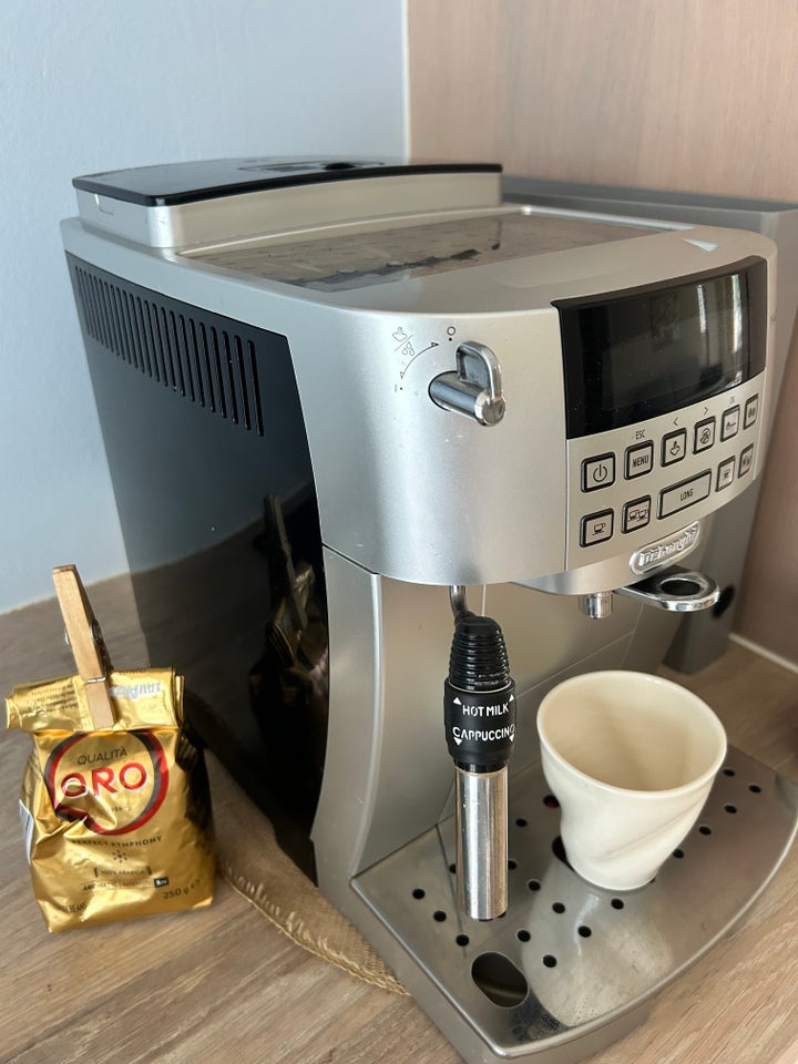 DeLonghi Magnifica S Plus E...